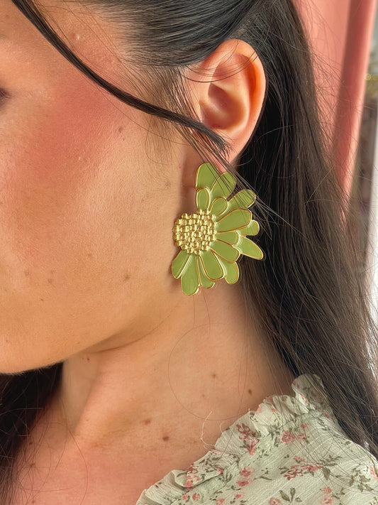 Boucle d’oreille fleur verte